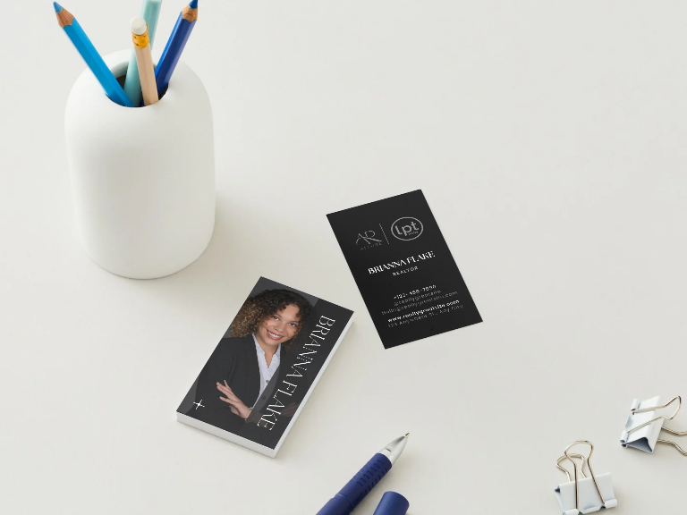 The Icon Business Card ✨